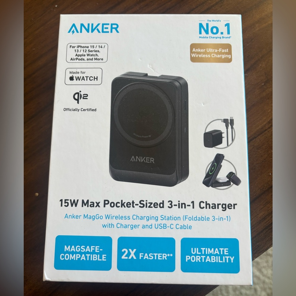 NWT Anker 3 in 1 charging station